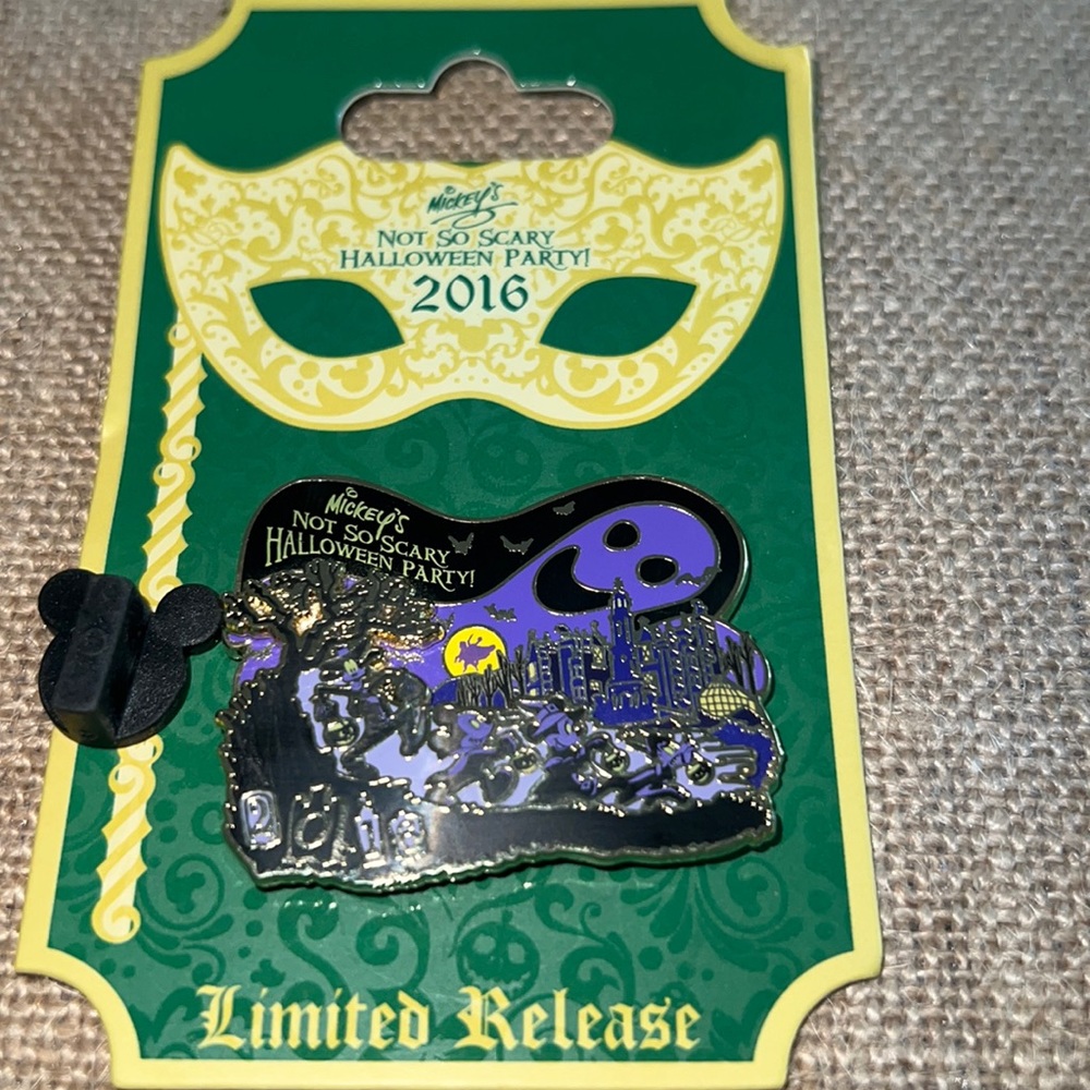 Mickey’s not so scary Halloween Party 2016 Pin